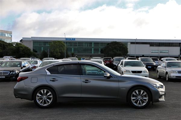 2017 Nissan Skyline Hybrid 350GT.360°camera.Radar cruise.Alarm. Carousel 17