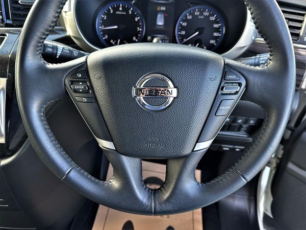 2016 Nissan Elgrand Highway star.Cruise control.Rear cam.Alarm.8 Airbags. Carousel 9