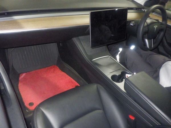 2021 Tesla Model 3 STANDARD RANGE PLUS Carousel 14