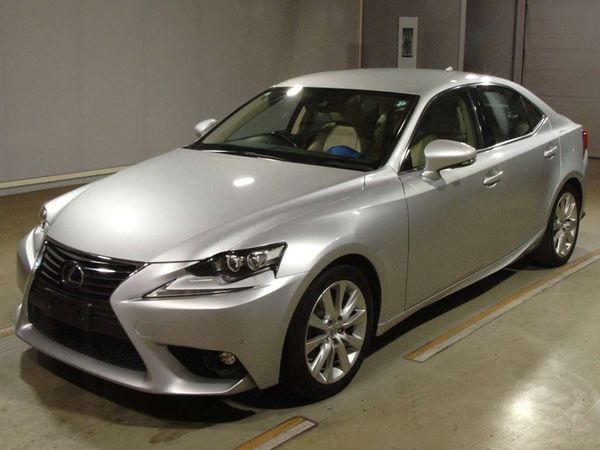2015 Lexus IS 300h Transit Hybrid L Package Cruise Control Carousel 12