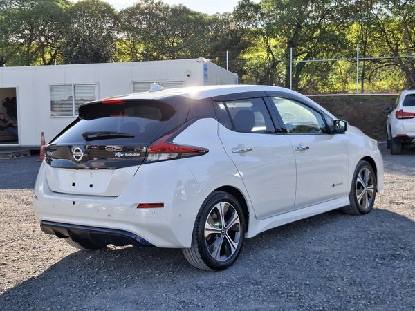 2021 Nissan Leaf Arriving April 88,64% Soh G Model 4,5 Grade Carousel 17