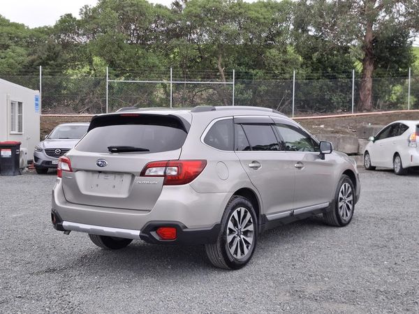 2017 Subaru Outback 4WD.Eyesight.Blind spot.Leather.Radar cruise.Lane assist.Alarm. Carousel 17
