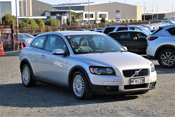 2009 Volvo C30 Coupe.8 SRS Airbags.Alloy wheels.
