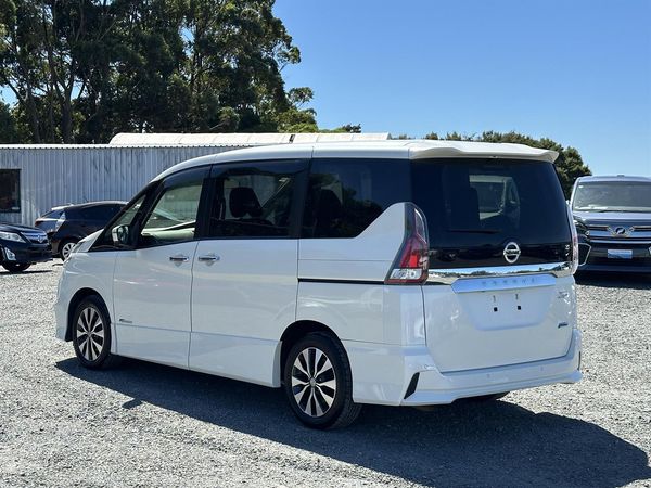 2017 Nissan Serena Highway Star.Hybrid.8 seats.360 camera.Safery radar.Cruise control.Park sensors. Carousel 13