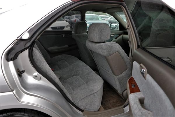 1998 Nissan Laurel Medalist 2.5 LOW KM. Carousel 2