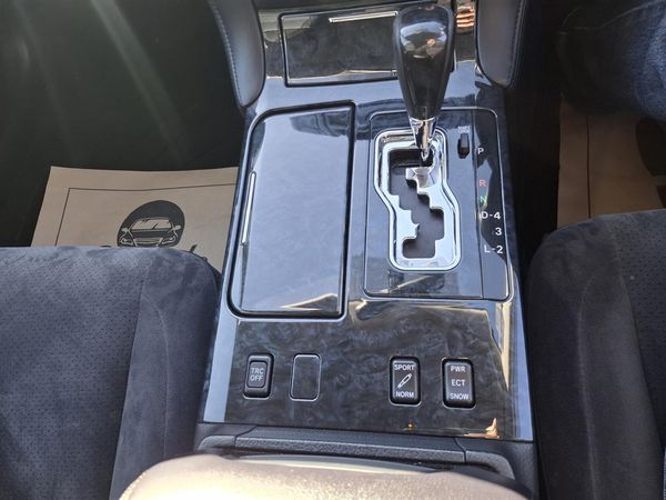 2005 Toyota Crown Athlete.50th Anniversary.Rear cam.Cruise control. Carousel 8