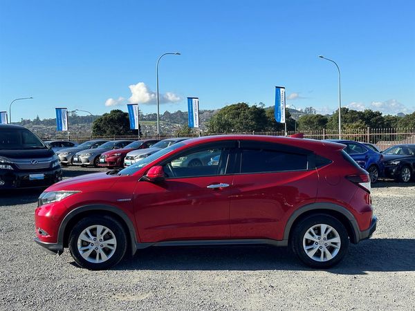 2016 Honda Vezel Hybrid.Rear camera.Cruise control. Carousel 14