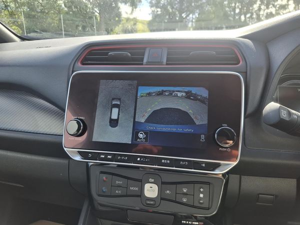 2022 Nissan Leaf Nismo.40KW.88% SOH.Android/ApplePlay.360°cam.Pro-Pilot.Lane assist.Safety radar.Park sens. Carousel 5