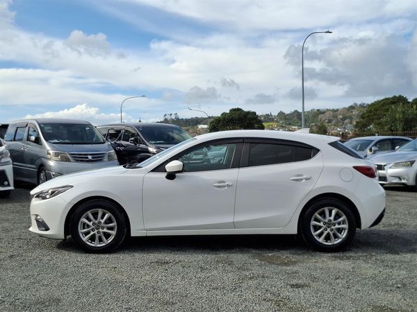 2015 Mazda Axela Skyactiv.Cruise control.Blind spot.Rear camera. Carousel 12