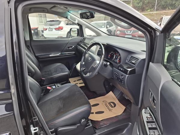 2013 Toyota Vellfire Golden Eye.Park sensors.Rear cam.Cruise control.8 Airbags. Carousel 3