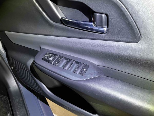 2023 Toyota Prius Transit New Model U Low KM Cruise control Carousel 7