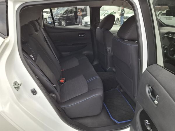 2021 Nissan Leaf 62KW.SOH 90,95%.Pro-Pilot.360°cam.Lane assist.Park sensors. Carousel 2