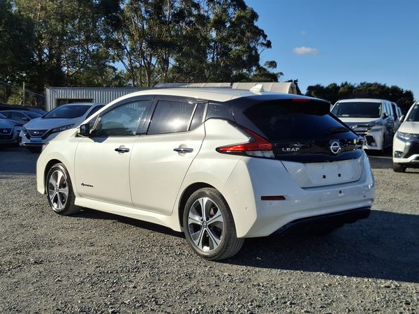 2021 Nissan Leaf Arriving April 88,64% Soh G Model 4,5 Grade Carousel 15