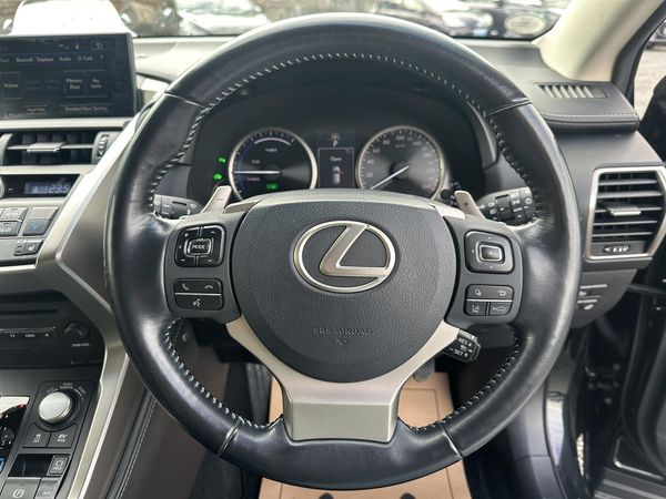 2015 Lexus NX 300h Hybrid.Leather.Safety radar.Blind spot.360°camera.Park sensors.Alarm. Carousel 7