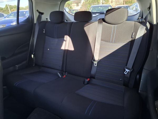 2021 Nissan Leaf Arriving April 88,64% Soh G Model 4,5 Grade Carousel 3