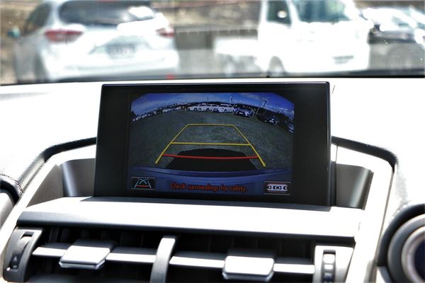 2016 Lexus NX 300h Hybrid.Leather.Safety radar.Radar cruise.Alarm.10 Airbags. Carousel 7
