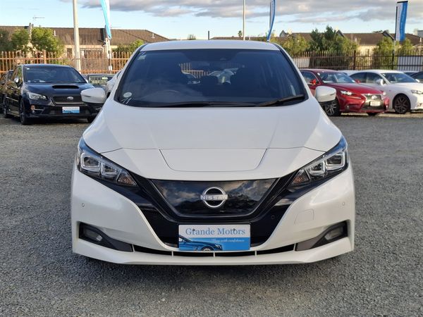 2022 Nissan Leaf 90.31% Soh G English display Grade 5 Carousel 4