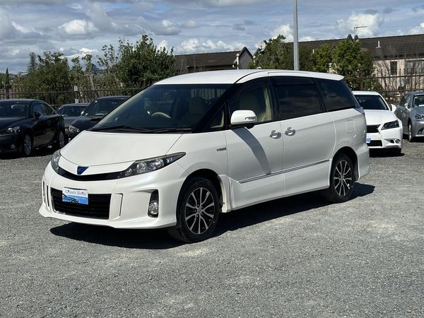 2015 Toyota Estima Aeras.Hybrid.Cruise control.Rear camera.Elctric doors. Carousel 12