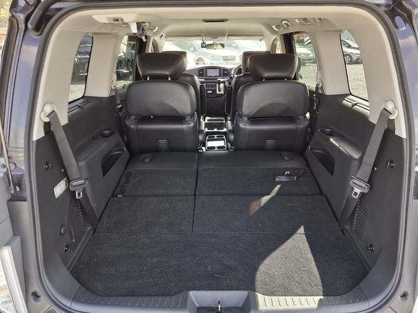 2012 Nissan Elgrand Highway star.Rear camera 7 Seats Carousel 6