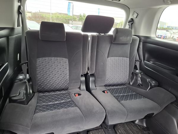 2016 Toyota Vellfire Rear camera.Electric doors.Rea cam.8 Airbags. Carousel 5