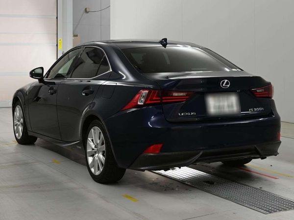 2014 Lexus IS 300h Transit Hybrid Carousel 2
