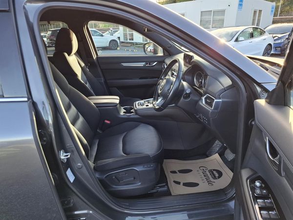 2018 Mazda CX-8 25S.7 seats.HUD.Safety radar.Lane assist.360°camera.Park sensors. Carousel 1