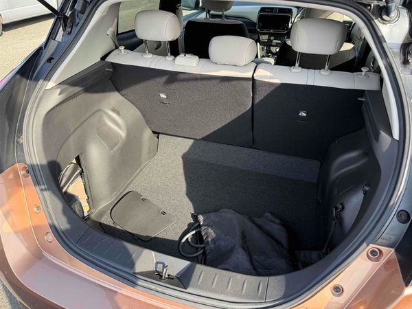 2021 Nissan Leaf 40KW.91% SOH.360 Camera.Pro-Pilot.Lane assist.Safety radar.Park sens. Carousel 4