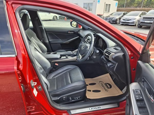 2014 Lexus IS 300h F-Sport.Blind spot.Radar cruise.Alarm.Leather.10 SRS Airbags. Carousel 16