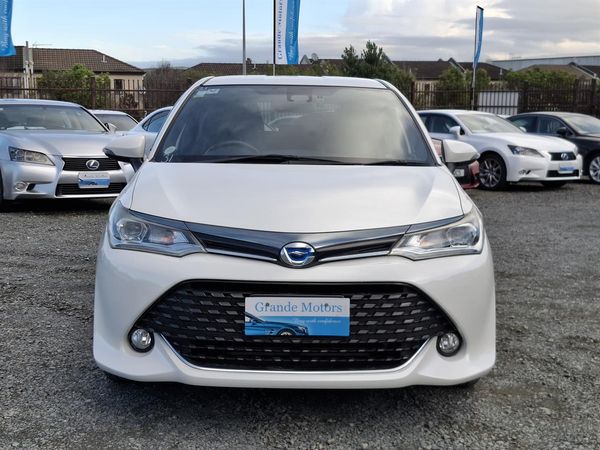 2017 Toyota Corolla Fielder.WXB.Hybrid.Safety radar.Lane assist.Rear camera.8 Airbags.Button start. Carousel 11