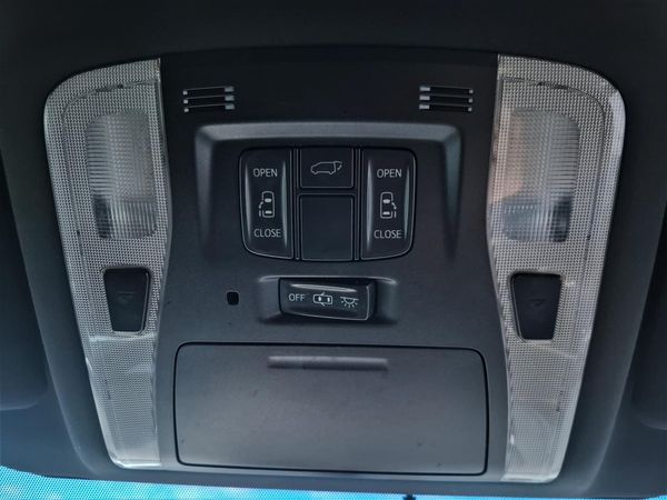 2016 Toyota Vellfire Z.Golden Eye.7seats.Cruise control.9 SRSAirbags. Carousel 9
