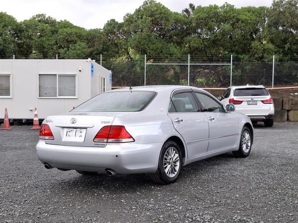 2005 Toyota Crown Royal Saloon.Reversing Camera.SRS Airbags Carousel 17