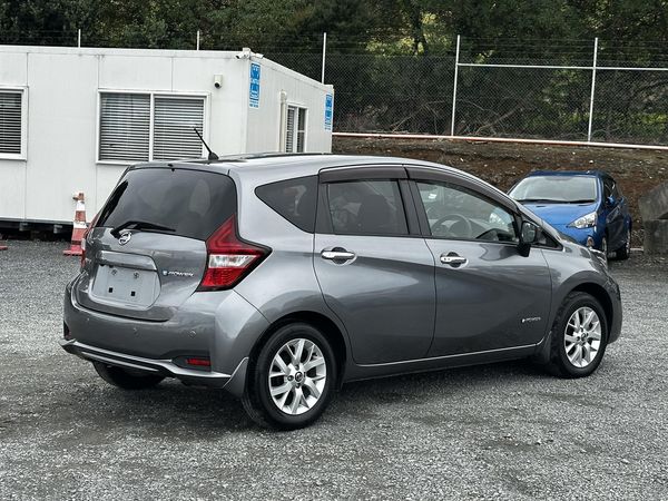 2019 Nissan Note E-power.Rear camera.Lane assist.Safety radar.Park sensors.Button start. Carousel 14