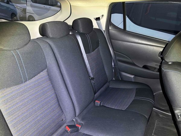 2022 Nissan Leaf SOH 90,07 G model Pro Pilot Carousel 4