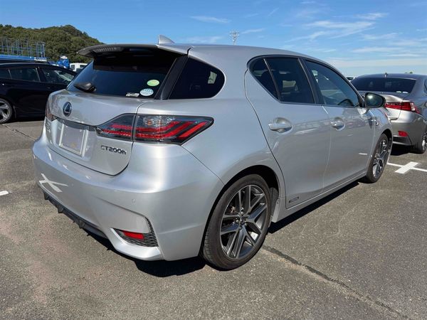2014 Lexus CT 200h F Sport.Cruise control.10 Airbags.Alarm. Carousel 10