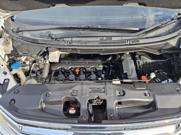 2012 Honda Step Wagon Spada.Towbar.Android/Apple CarPlay.Cruise control.Rear cam.Park sensors. Carousel 12