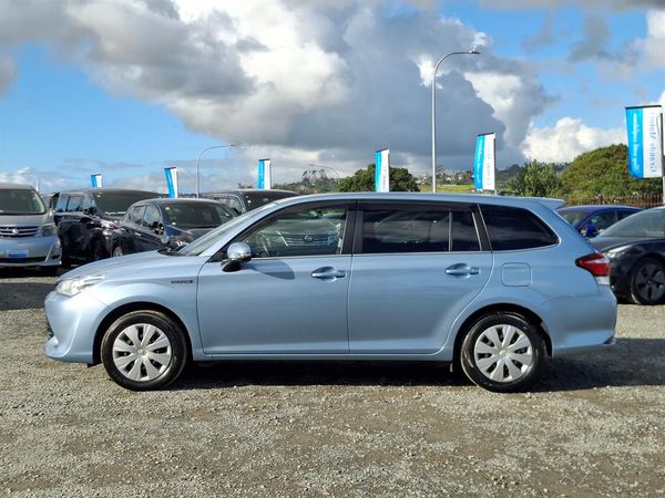 2017 Toyota Corolla Fielder.Hybrid.Lane assist.Safety radar.8 Airbags. Carousel 13