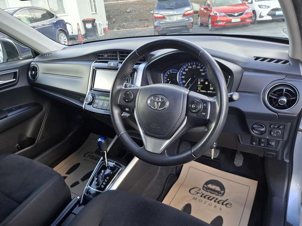 2017 Toyota Corolla Fielder.Hybrid.Lane assist.Safety radar.8 Airbags. Carousel 7