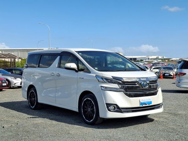 2016 Toyota Vellfire Hybrid.Radar cruise.Rear camera.Park sens.8 Airbags.