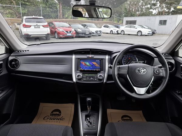2016 Toyota Corolla Fielder.Hybrid.Rear camera.New tires. Carousel 5