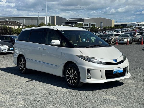2015 Toyota Estima Aeras.Hybrid.Cruise control.Rear camera.Elctric doors.
