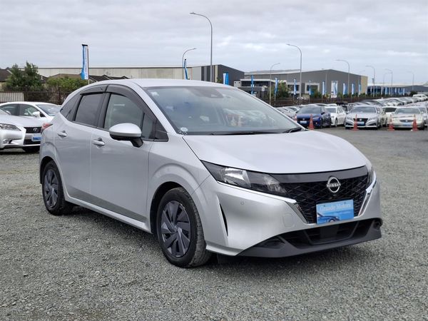 2023 Nissan Note Safety radar.Lane assist.Park sensors.Button start.LOW KM.