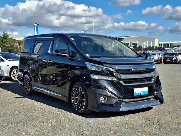 2016 Toyota Vellfire V spec.8 seats.Cruise control.Park sens.Alloys.8 Airbags.