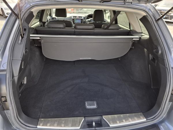 2017 Subaru Outback 4WD.Eyesight.Blind spot.Leather.Radar cruise.Lane assist.Alarm. Carousel 1