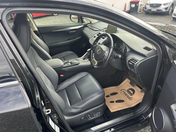 2015 Lexus NX 300h Hybrid.Leather.Safety radar.Blind spot.360°camera.Park sensors.Alarm. Carousel 19