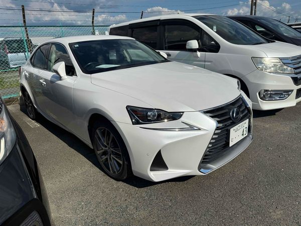 2017 Lexus IS 300h 4,5 Grade.Alarm.Cruise control.10 SRS Airbags. Carousel 8