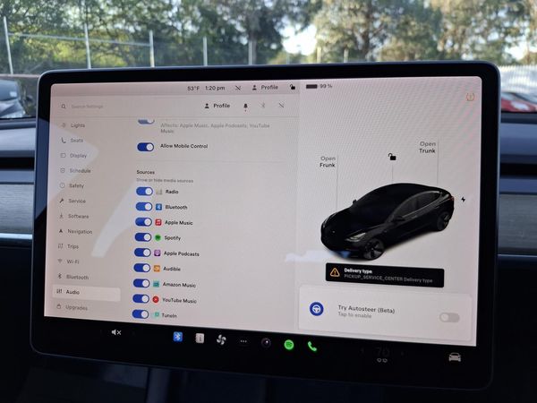 2021 Tesla Model 3 STANDARD RANGE PLUS. PANOROOF. Carousel 8