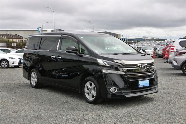 2016 Toyota Vellfire 8 seater Reversing Camera Parking Sensors