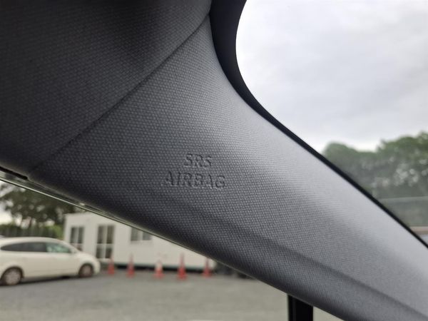 2020 Toyota Prius G.Radar cruise.Lane assist.Rear cam.Alarm.8 Airbags. Carousel 7