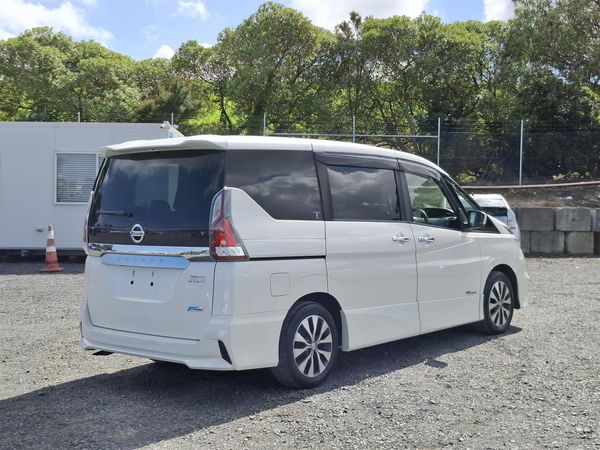 2017 Nissan Serena Highway star.Hybrid.Pro-pilot.Radar cruise.360°camera.Park sensors. Carousel 17