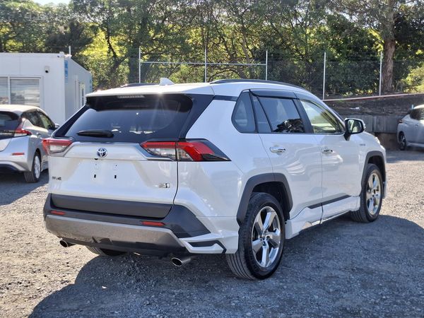 2020 Toyota RAV4 Hybrid.4WD.Leather.Lane assist.Radar cruise.Rear cam.Park sens.Alarm. Carousel 16